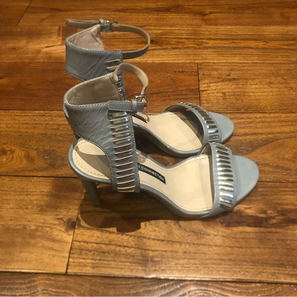 French connection studded high heel sandals size 7 grey/silver grommet details - Picture 13 of 15